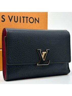 Louis Vuitton Portefeuille Capucines Compact Trifold Taurillon Wallet
